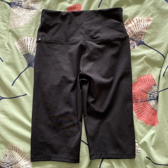 H&M - Biker Shorts - Size Small - Picture 4 of 7